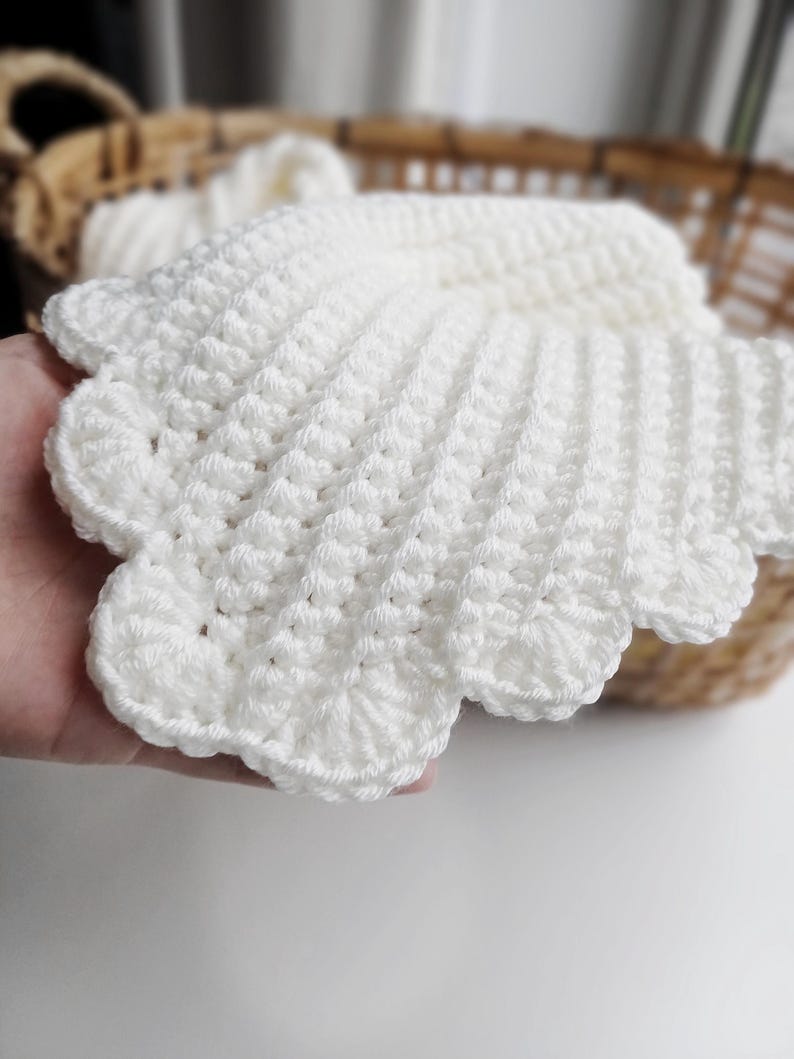 Beginner crochet C2C blanket pattern