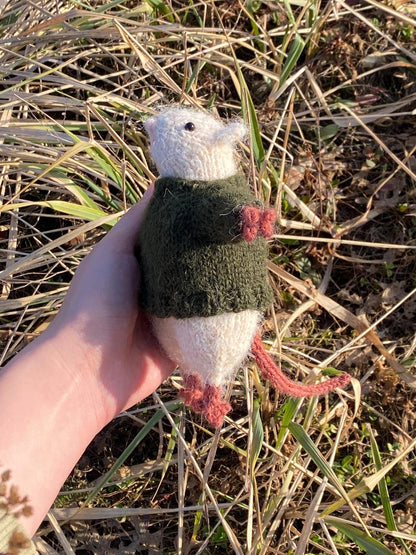 Small chonky toy plushie rat in a sweater Knitting Pattern