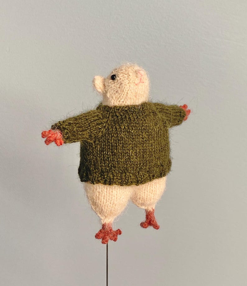 Small chonky toy plushie rat in a sweater Knitting Pattern