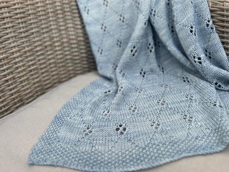 Little Gem Baby Blanket Knitting Pattern