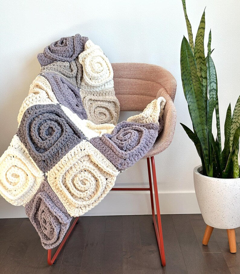 3D Swirl Motifs Crochet Plush Blanket Pattern