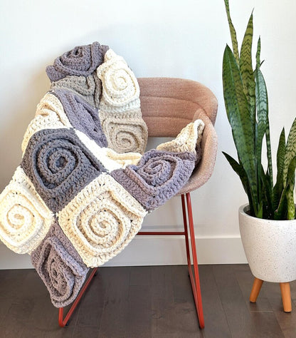 3D Swirl Motifs Crochet Plush Blanket Pattern