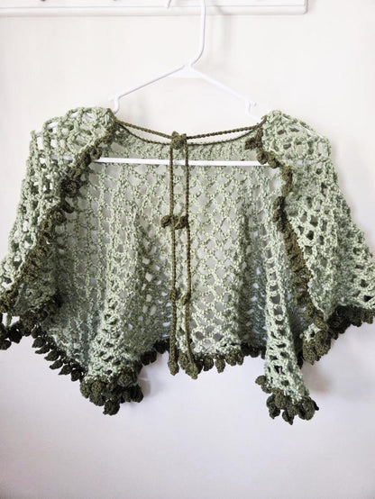 Leafy Capelet Crochet Pattern