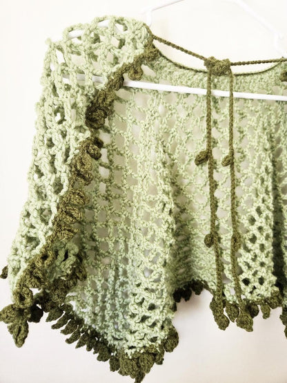 Leafy Capelet Crochet Pattern