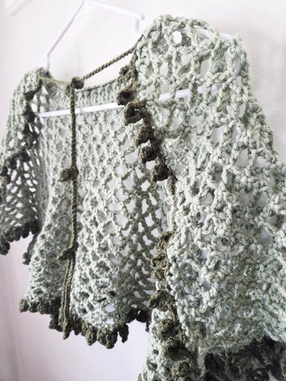 Leafy Capelet Crochet Pattern