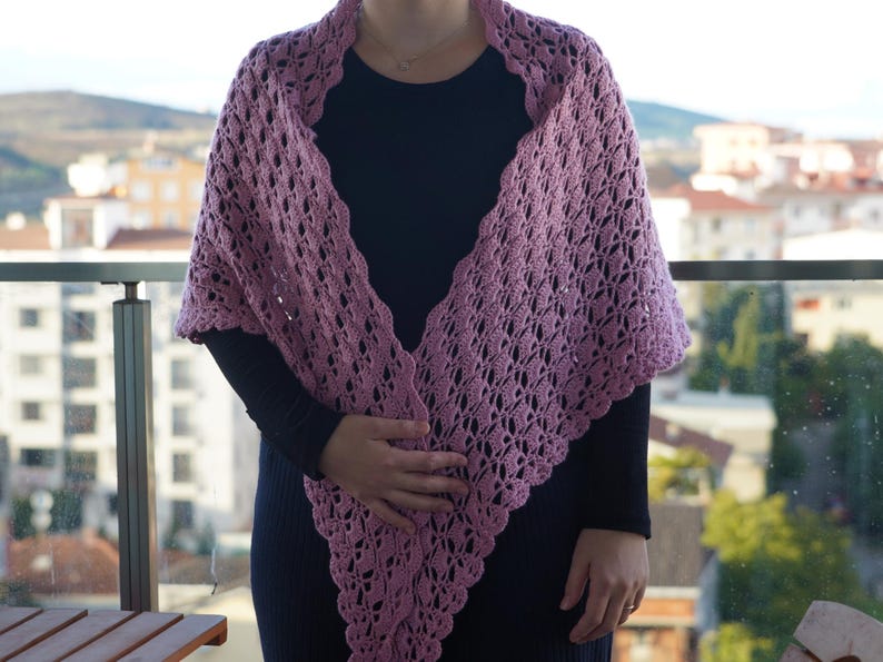 Easy Boho Lace Wrap Crochet Pattern