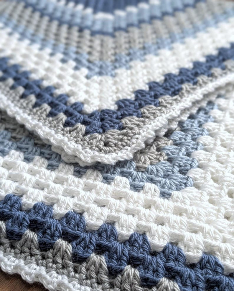 Crochet Granny Square Blanket Pattern
