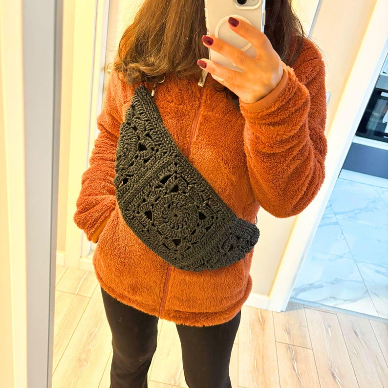 Boho Granny Square Crossbody Bag Crochet Pattern
