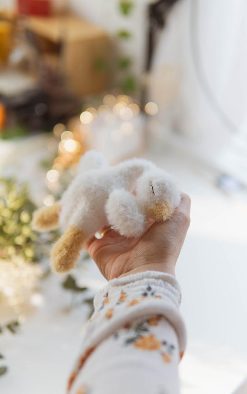 Sleepy Goose No-Sew PDF Crochet Pattern
