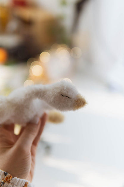 Sleepy Goose No-Sew PDF Crochet Pattern