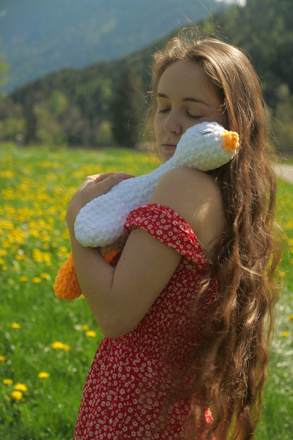 Sleepy Goose No-Sew PDF Crochet Pattern