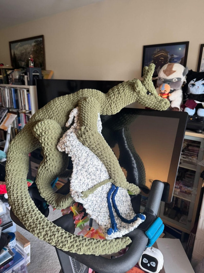 Hands Free Dragon Buddy Crochet Pattern