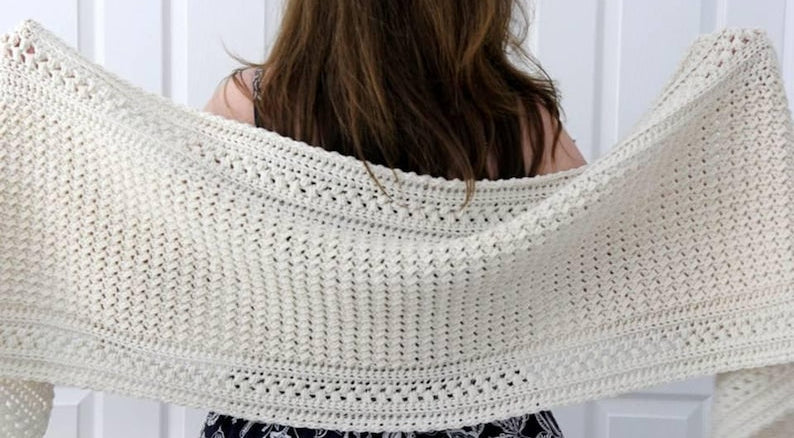 Easy textured crochet shawl pattern