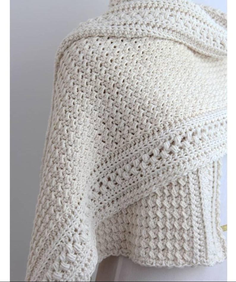 Easy textured crochet shawl pattern