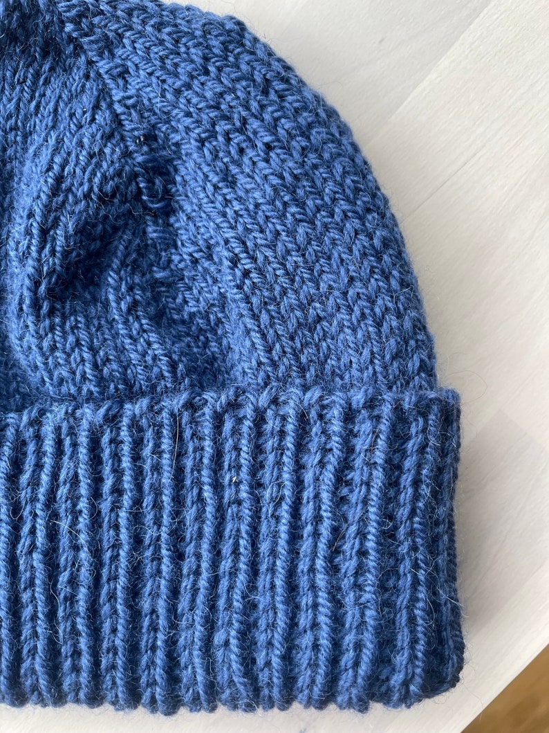 Charly Hat Knitting Pattern