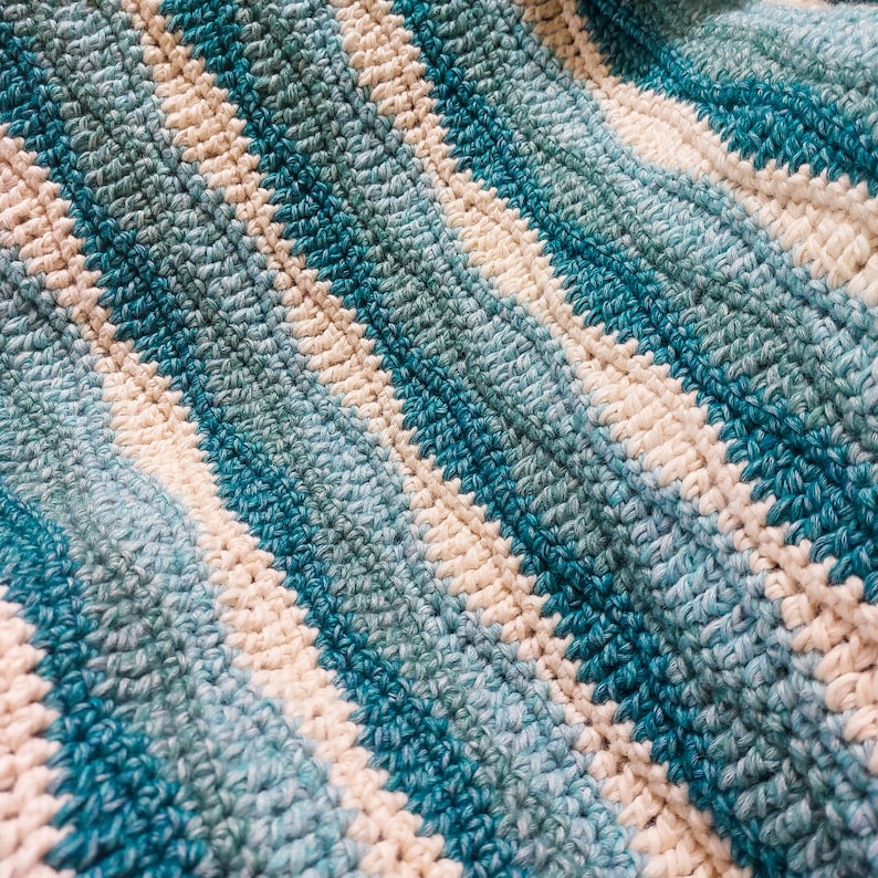 Crochet Waves Blanket pattern
