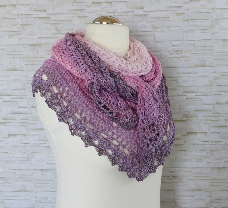 Elomina beautiful crochet shawl pattern