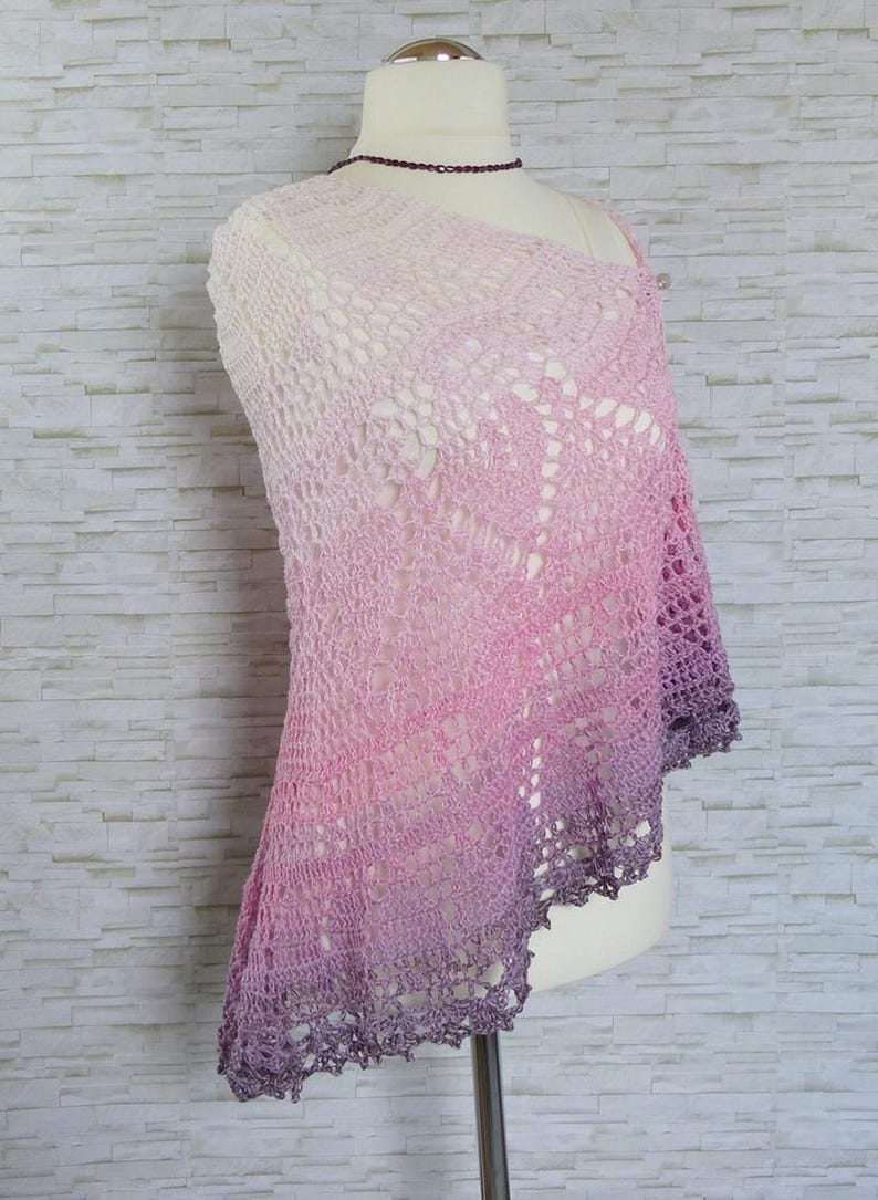 Elomina beautiful crochet shawl pattern