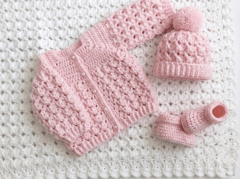 Crochet baby cardigan, hat, booties pattern