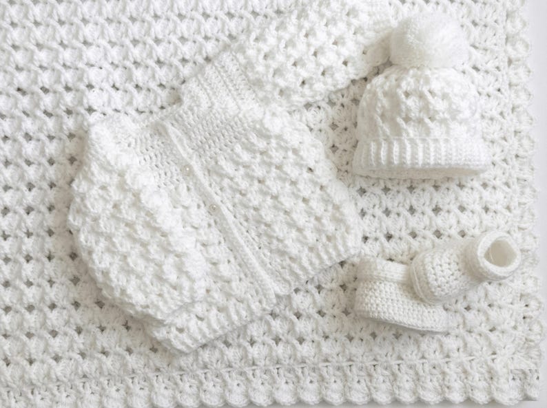 Crochet baby cardigan, hat, booties pattern