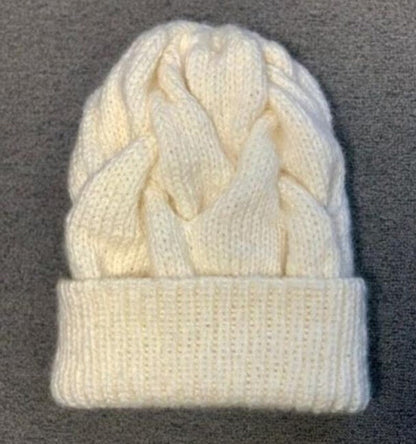 Chunky Cable Hat Knitting Pattern