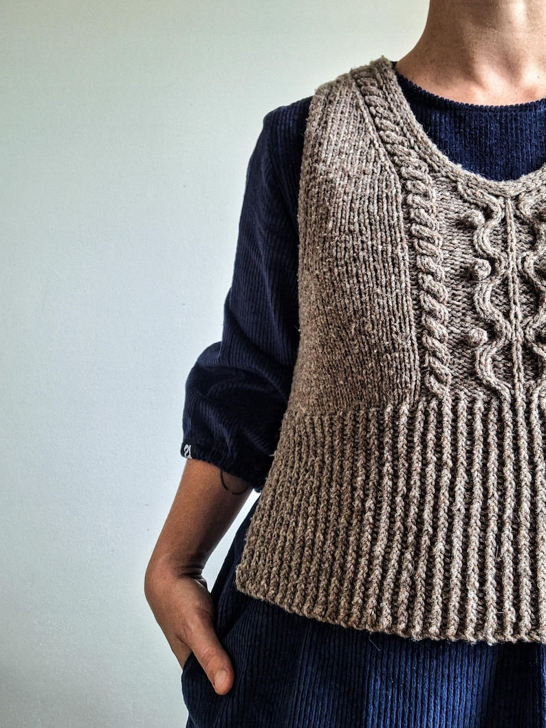 MEANDER VEST Knitting Pattern
