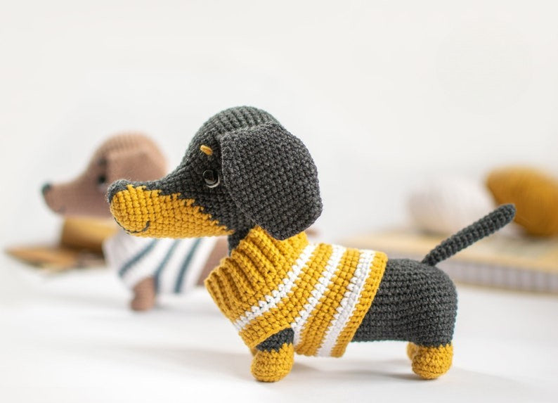 Yumi the Dachshund CROCHET PATTERN