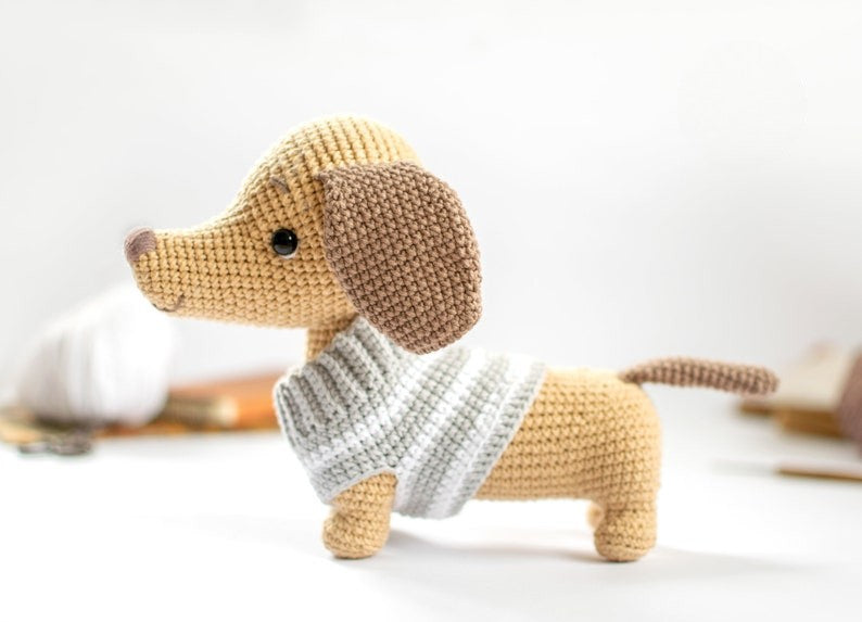 Yumi the Dachshund CROCHET PATTERN