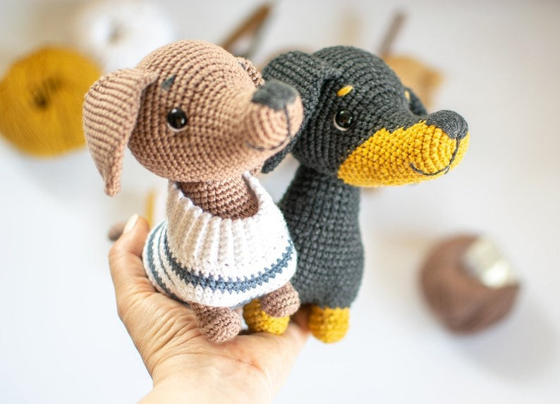 Yumi the Dachshund CROCHET PATTERN